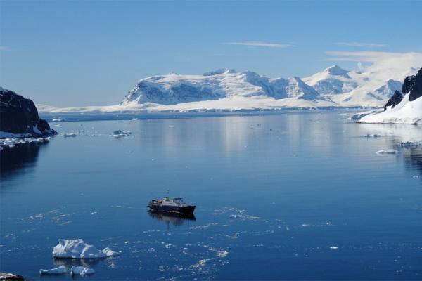 Vaixell Ortelius - viatges a l'Antàrtida