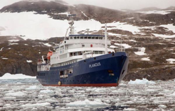 Plancius, vaixell d'expedició polar